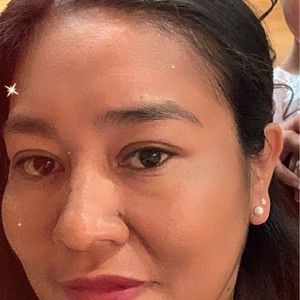 Meet your Posher, Rhodes